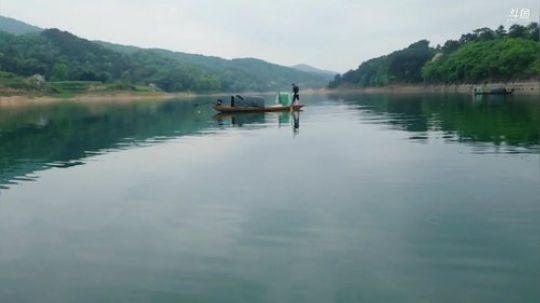 哆啦爱梦梦发布了一个斗鱼视频2019-04-18