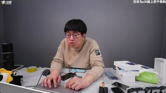 闹闹可遇不可求发布了一个斗鱼视频2019-04-18