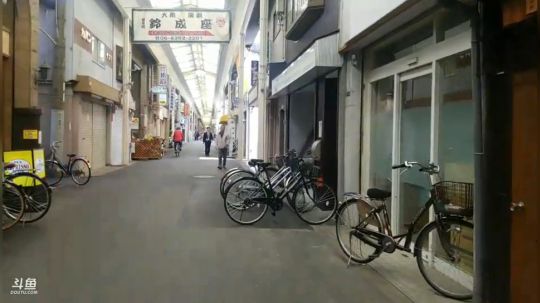 惜雨天天发布了一个斗鱼视频2019-04-18