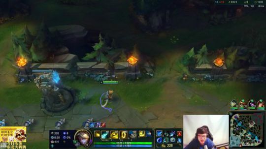 我在斗鱼看东北大鹌鹑直播英雄联盟