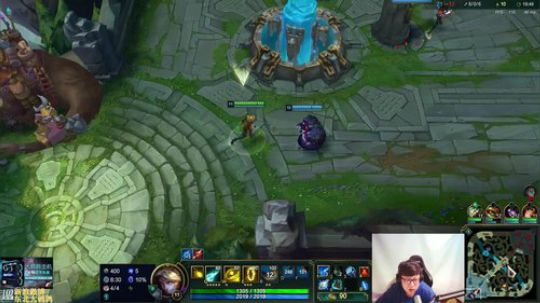 我在斗鱼看东北大鹌鹑直播英雄联盟