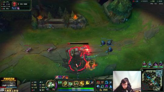 我在斗鱼看东北大鹌鹑直播英雄联盟
