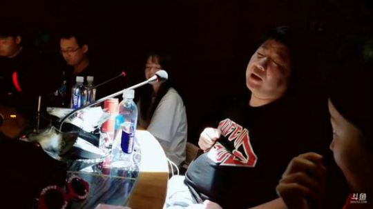 rr车主在线骗人 2019-04-20 16点场