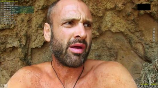 户外遛狗王飞哥发布了一个斗鱼视频2019-04-20