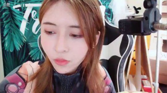 miwu1985发布了一个斗鱼视频2019-04-21