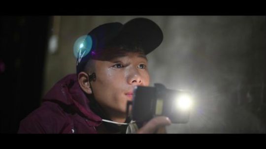 早上放录像，下午开播 2019-04-21 12点场