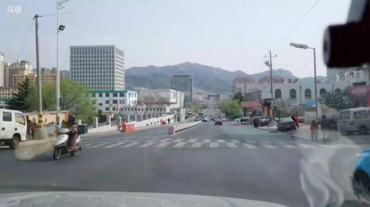 西北老狼哥哥发布了一个斗鱼视频2019-04-21