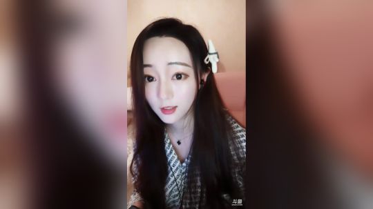 我在斗鱼看浪味仙宝直播颜值