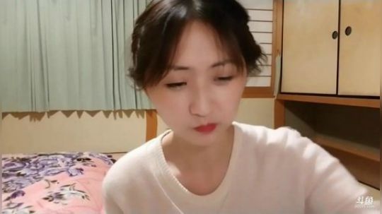 惜雨天天发布了一个斗鱼视频2019-04-22
