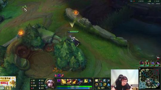 我在斗鱼看东北大鹌鹑直播英雄联盟
