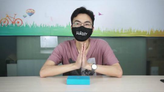 颜值爆表还要装散热铜管的M.2？