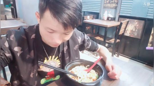 孤独的旅行叶-尼泊尔第8天 2019-04-23 22点场