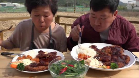 - 闷头就是造的一家人 - 和妈妈趁某人不在开小炉做超好的炸