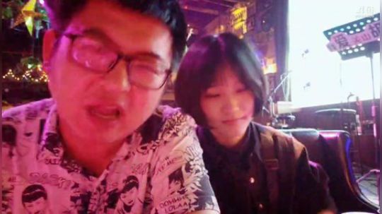 我在斗鱼看火力堂主直播户外