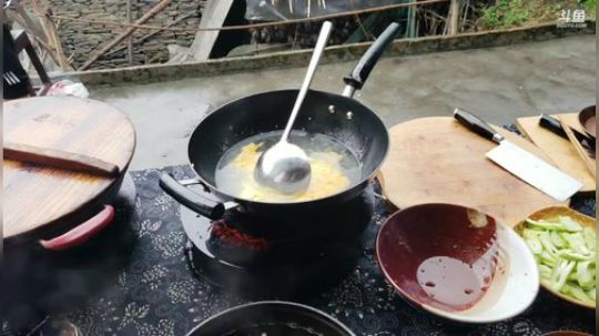 山区都这么热(≧ω≦)/ 2019-04-27 17点场