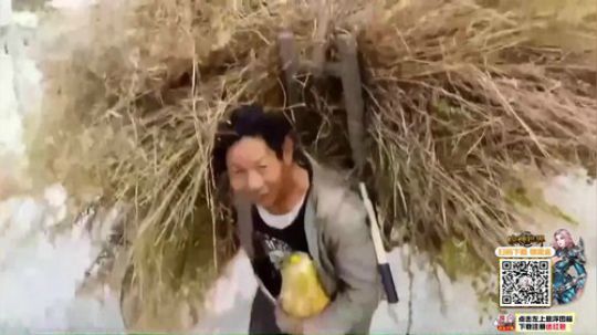 到达成都，扫描二维码下载《魔神世界》！ 2019-04-28 22点场