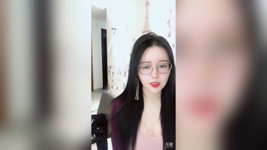 登月团丶离去发布了一个斗鱼视频2019-04-28