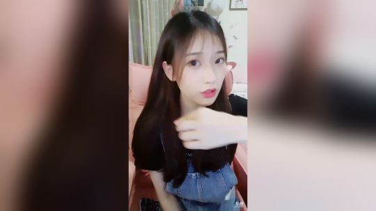 花街灯如昼zz发布了一个斗鱼视频2019-04-29