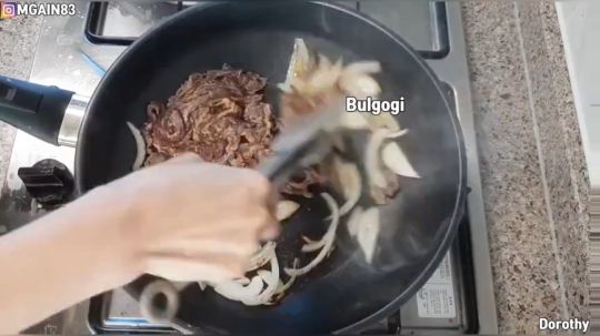 【Dorothy吃播】中字--烤肉奶油意面-烤肉奶油意面