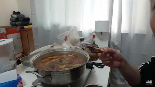 铁血丶苟且君发布了一个斗鱼视频2019-05-01