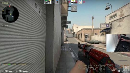 黄辉冯：祝大家五一快乐，今晚不恰鸡 2019-05-03 01点场