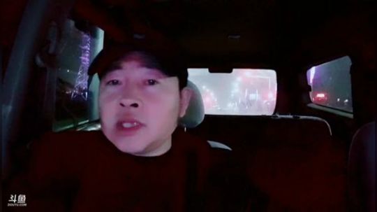 跨国相亲开始，喜欢哦俩的可以帮大家介绍。 2019-05-05 03点场