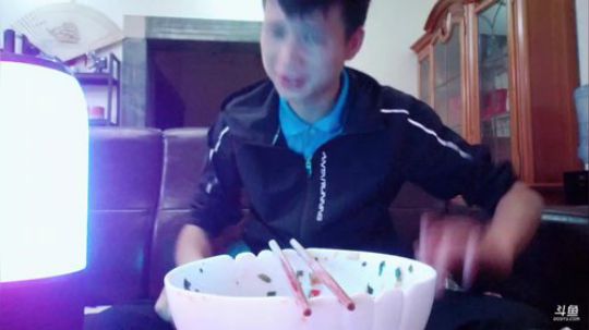 我在成都你在哪里？ 2019-05-06 01点场