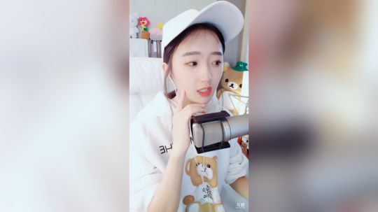 巨人13725发布了一个斗鱼视频2019-05-06