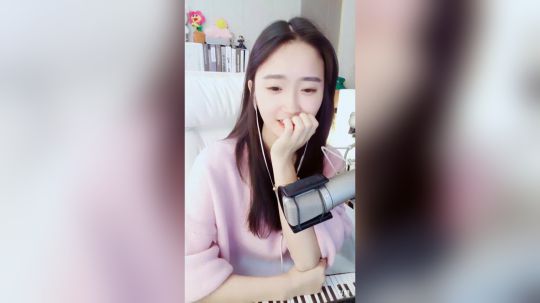 登月团丶离去发布了一个斗鱼视频2019-05-06