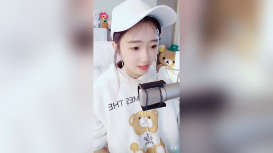 巨人13725发布了一个斗鱼视频2019-05-06
