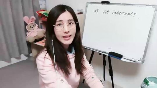 娜娜：假期结束，加班结束～学习啦 2019-05-07 21点场