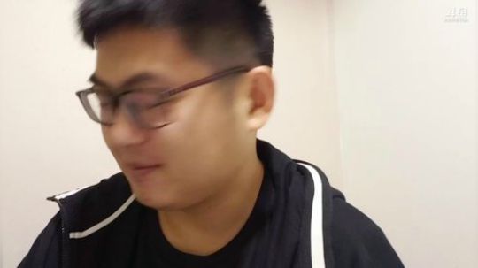 我在斗鱼看火力堂主直播户外