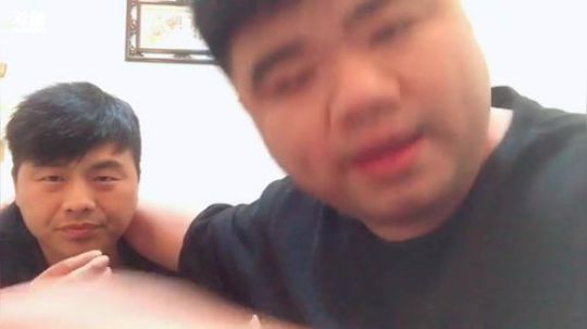 我在斗鱼看做个疯子直播户外