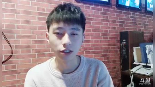 在朋友密室玩一下 晚上抽零食和红包 2019-05-07 19点场