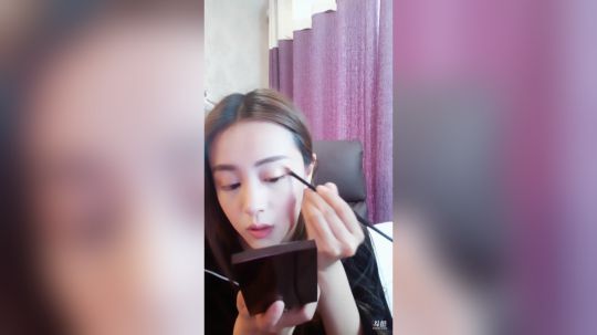 登月团丶离去发布了一个斗鱼视频2019-05-08