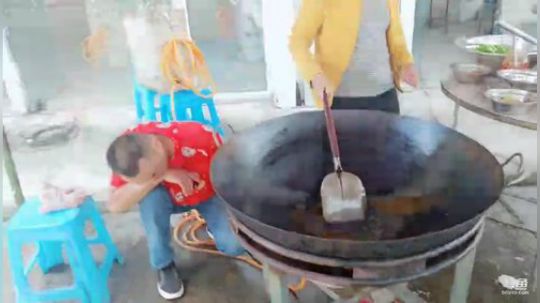 K一DASH发布了一个斗鱼视频2019-05-09