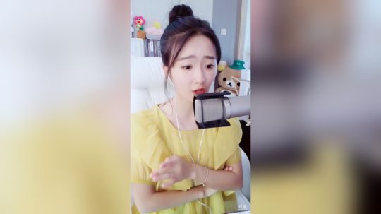 登月团丶离去发布了一个斗鱼视频2019-05-09