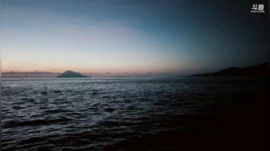 静静看海