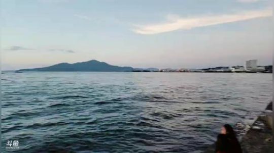 苏拉维西海上日落