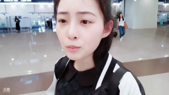 HHHISHHH发布了一个斗鱼视频2019-05-09