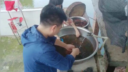 聚会地址四川仁寿县观寺镇 2019-05-10 16点场