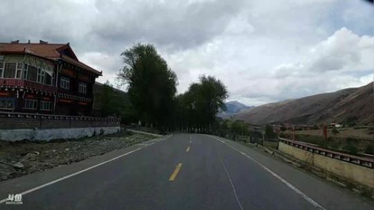 K一DASH发布了一个斗鱼视频2019-05-10