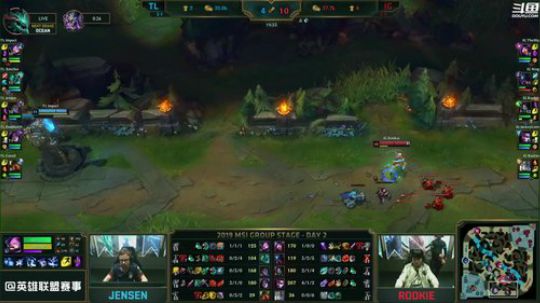 我在斗鱼看英雄联盟赛事直播英雄联盟