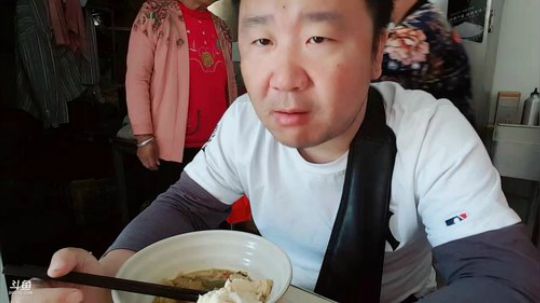 吃早点。。。 2019-05-13 10点场