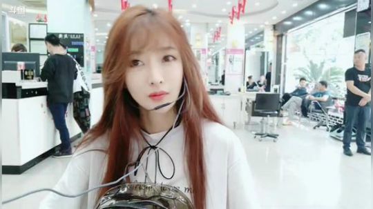 烙铁扎心了发布了一个斗鱼视频2019-05-13