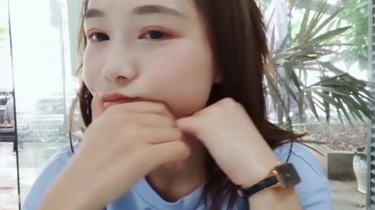 肖淑洁生命中的光和盐发布了一个斗鱼视频2019-05-14
