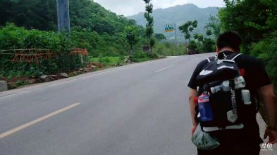 徒搭三峡，万州出发，徒步去武汉嘉年华 2019-05-17 10点场