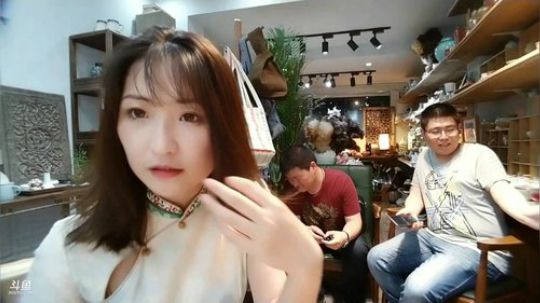 惜雨天天发布了一个斗鱼视频2019-05-17