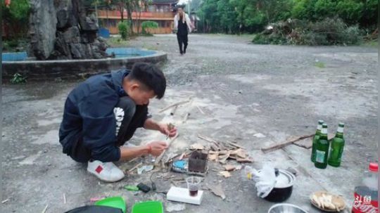 徒搭三峡，万州出发，徒步去武汉嘉年华 2019-05-18 18点场