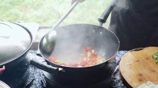 高山人家乡民的晚餐(≧ω≦)/ 2019-05-18 17点场